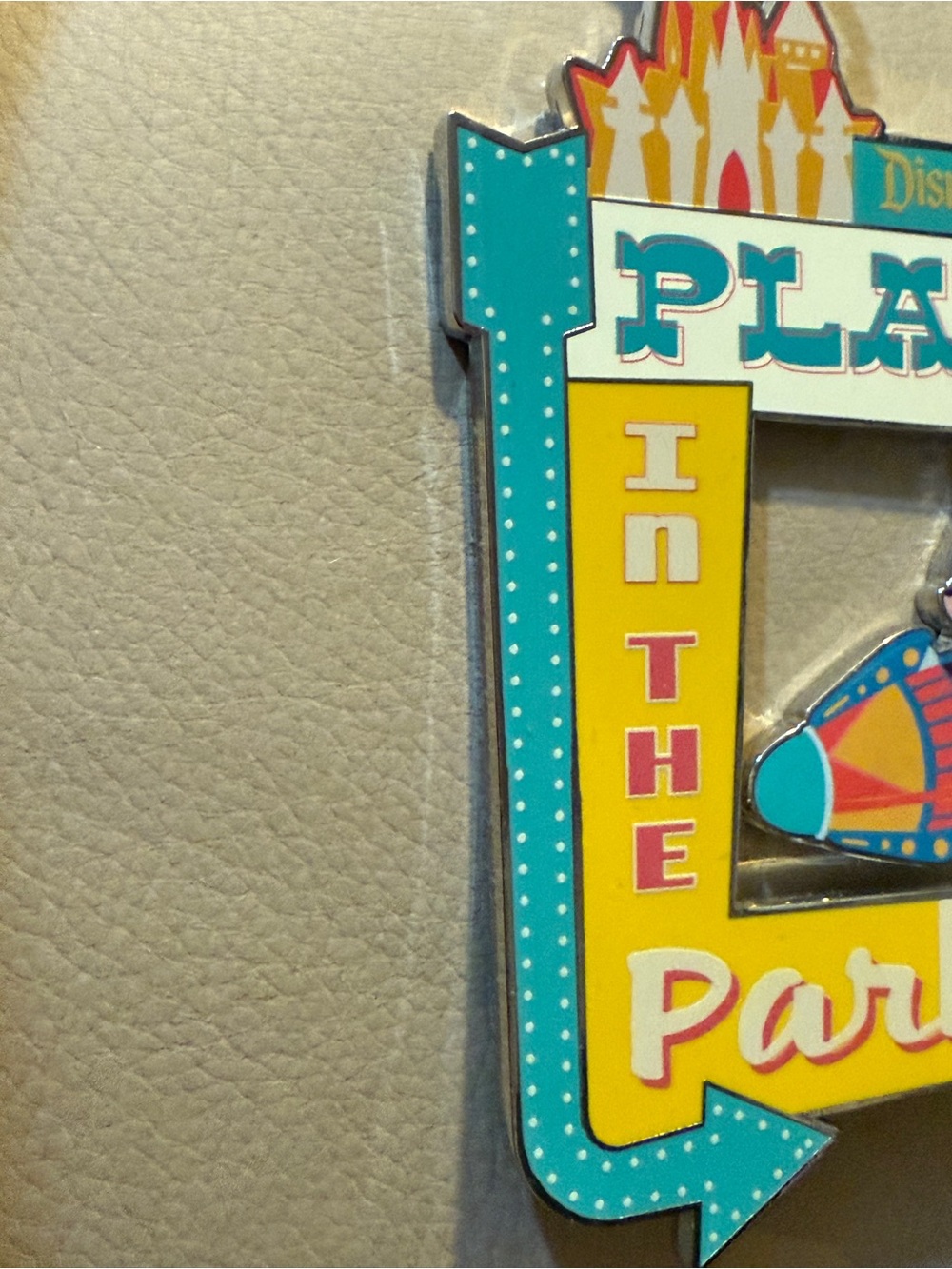 Disney Yellow Teal Blue Play in the Park Ornament Astro orbiter spinner - Picture 10 of 11